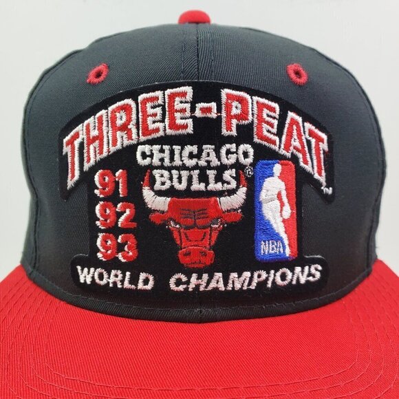 Chicago Bulls Three-Peat Snapback Hat Vintage 1993 World Champions Youngan NWOT - Picture 3 of 13